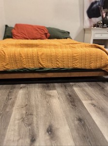 Zinus Suzanne Queen Platform Bed Frame Metal & Bamboo Slatted Foundation