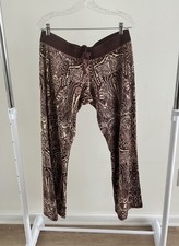 Original vintage Juicy Couture Burgundy Paisley Print Medium Velour Sweatpants