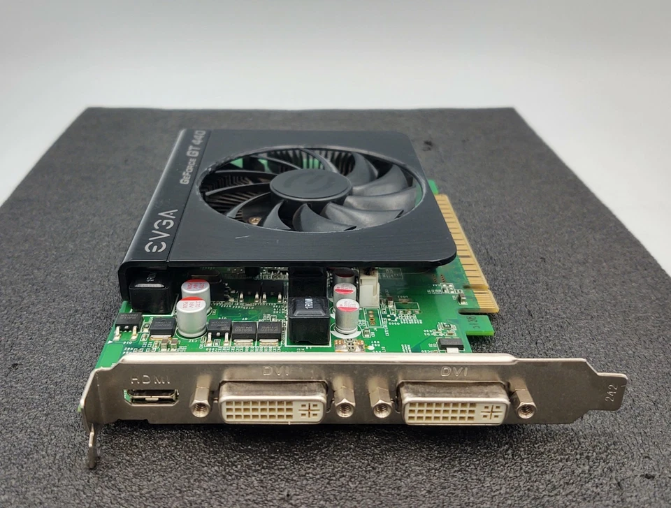 EVGA GeForce GT 440 01G-P3-1441-KR 1GB Video Card - FAST SHIPPING - Image 4 of 4