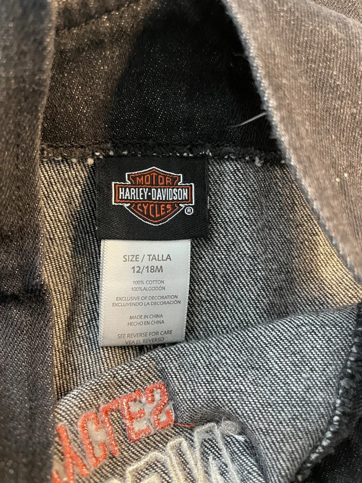 Macacão Harley Davidson motocicletas preto tamanho 12/18 meses virilha de pressão - Imagem 3 de 4