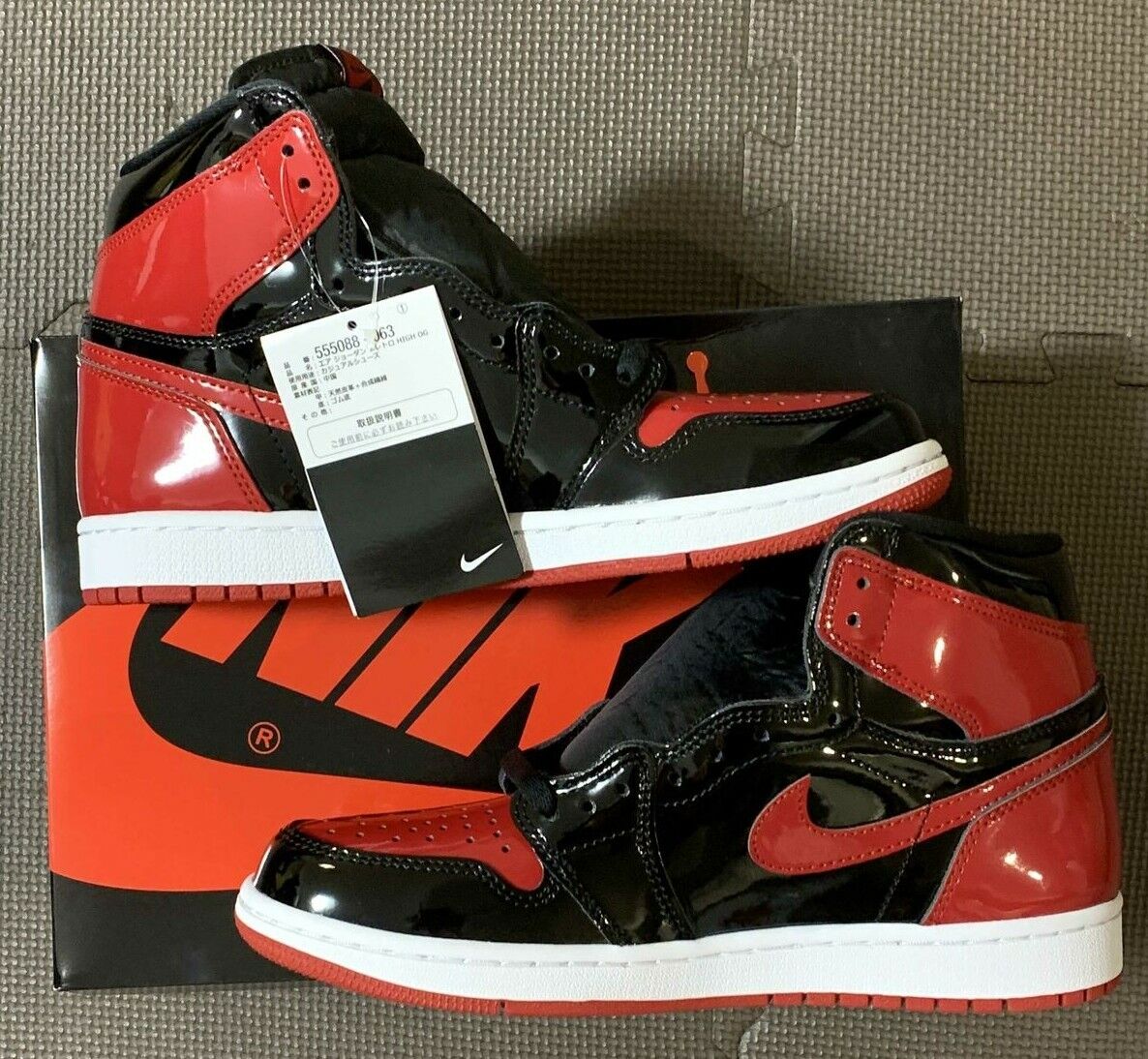 Nike Air Jordan 1 High OG Bred Patent 555088-063 US 8 - 12 Nike Air Jordan 1 High OG Bred Patent 555088-063 US 8 - 12