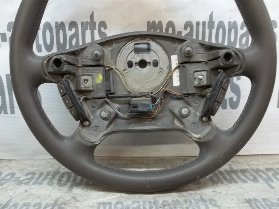 Volante Cadillac Catera 1997-2001 Foto 4 de 4