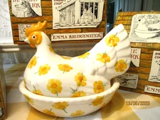 EMMA BRIDGEWATER  Hen on Nest - Yellow Buttercup & Bee - 2020 - 1st & MINT