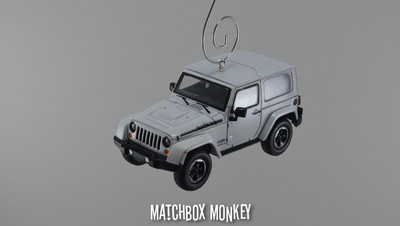 2014 Jeep Wrangler Polar Edition Unlimited Christmas Ornament 1/43
