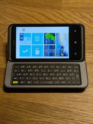 HTC  7 Pro - 8GB - Schwarz (Ohne Simlock) Smartphone