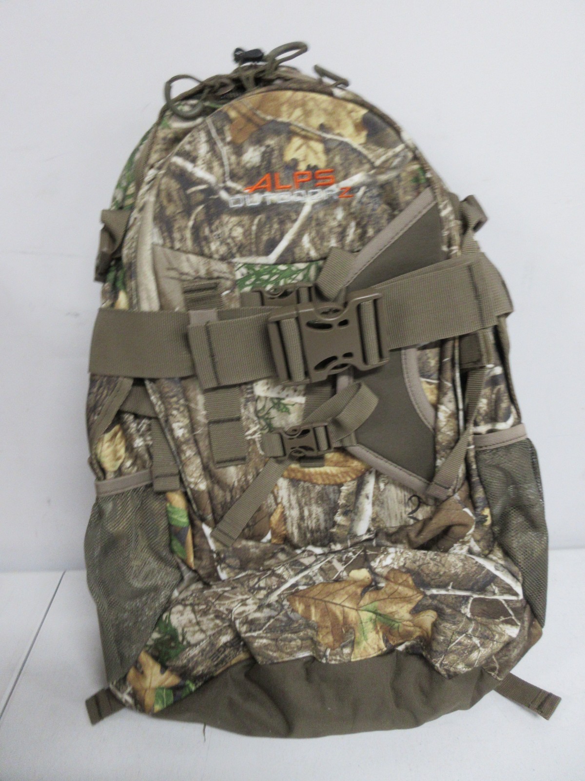 ALPS Outdoorz Pursuit Backpack BRAND NEW with tags. 44 L Rea