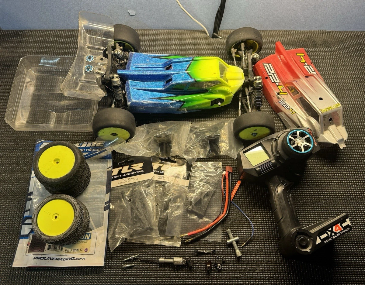Assali Posteriori Team Losi Racing TLR2971 (2 Pezzi) Per 22 Buggy &ndash; Ricambi Originali