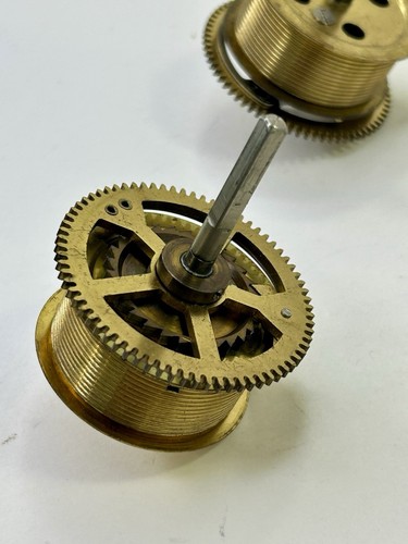 Kieninger o Hermle, ruota motrice a cavo o catena LOTTO MOLLE A SCATTO Ingranaggi Orologio - Foto 3 di 6