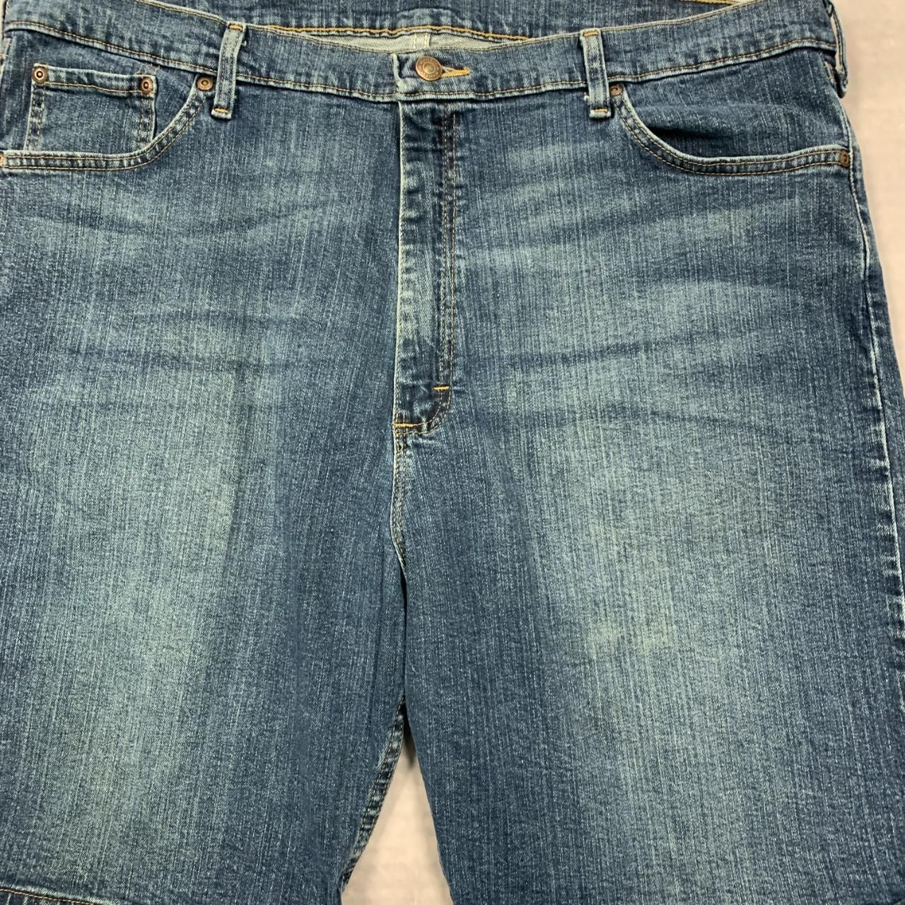 Wrangler Denim Shorts Relaxed Fit, Jean shorts / jorts Men's 40 thumbnail 2