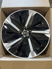 Genuine Nissan Juke 19” Alloy Wheel Black And Silver