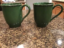 PIERRE DEUX 2 GREEN 10oz COFFEE MUGS UNUSED MINT