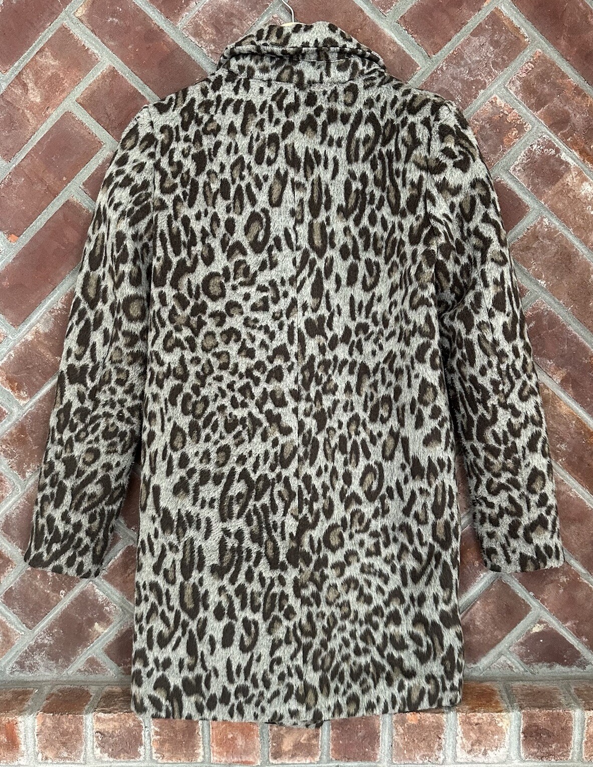 Picture 2 of 10