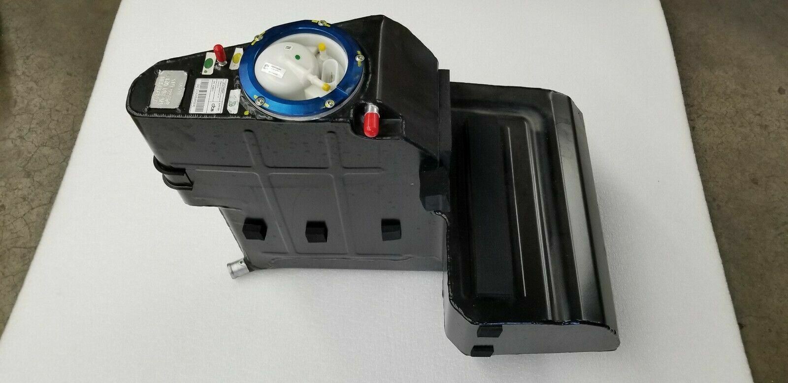 LAMBORGHINI AVENTADOR DRIVER LEFT SIDE FUEL GAS TANK OEM 470201021G