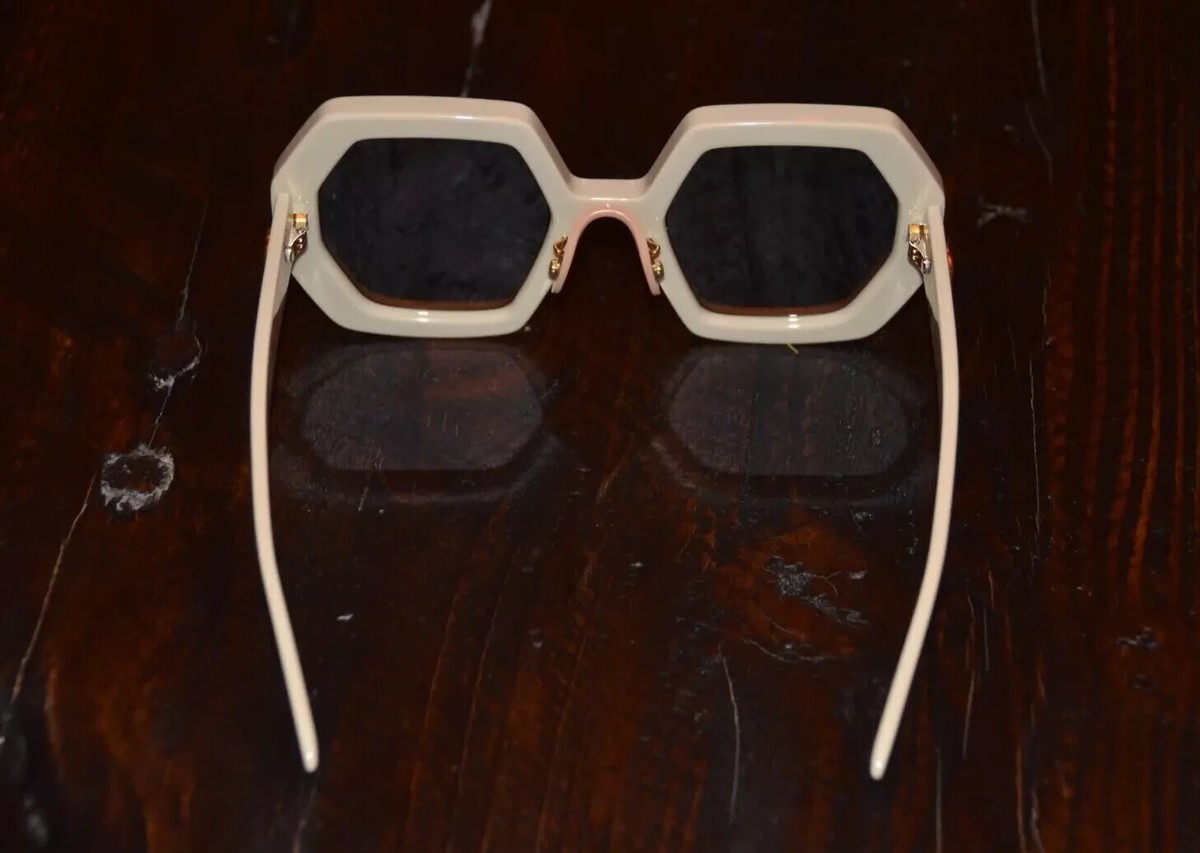 RARE GUCCI HOLLYWOOD FOREVER IVORY HEXAGON ITALY GEOMETRIC  display picture 2