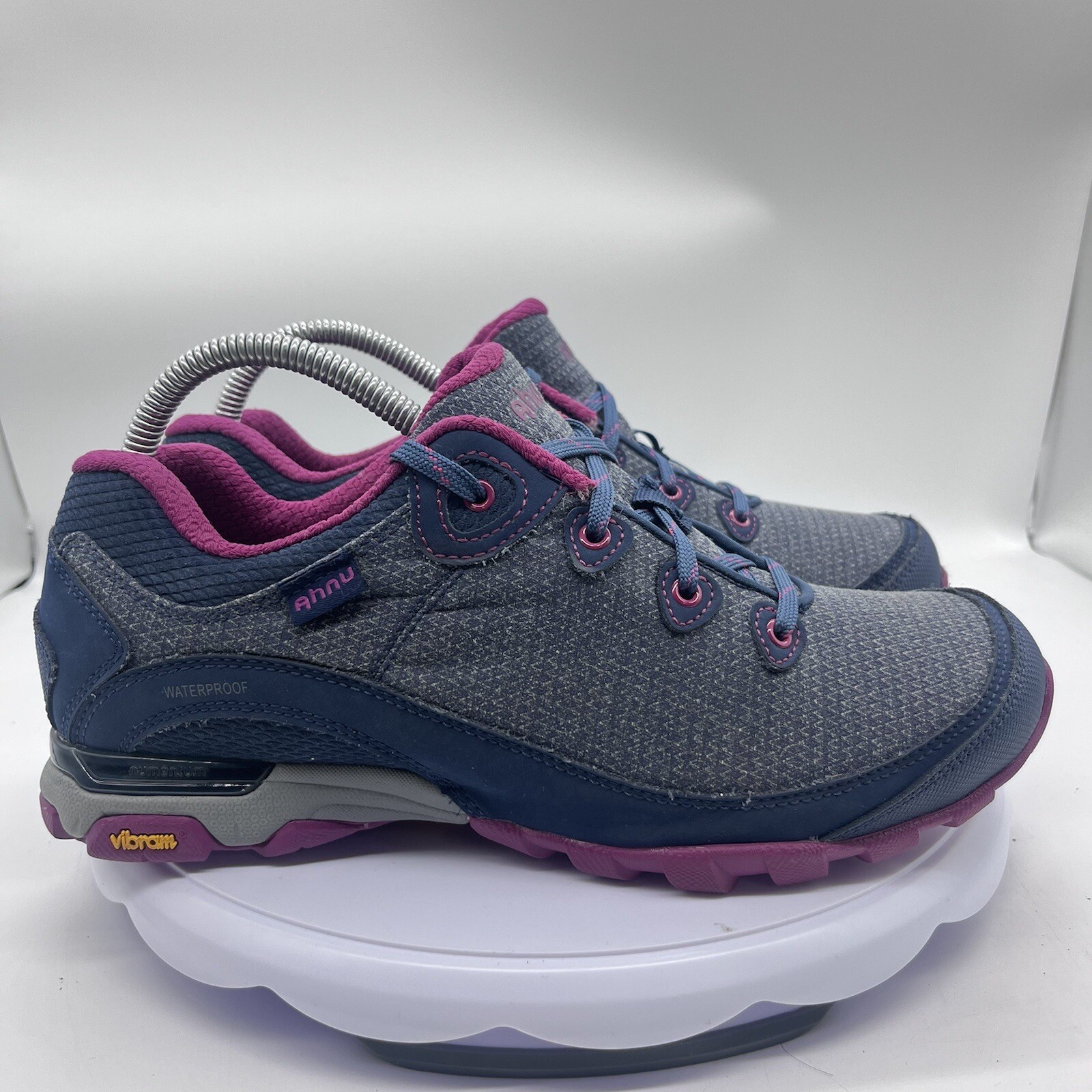 Ahnu Teva Sugarpine Low Women's Size 9 