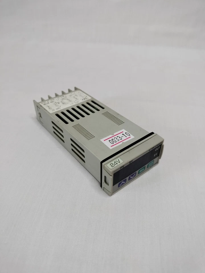 Chino LT110 LT11050000-30D LT1105000030D Controller 24V AC/DC Made in Japan - Image 3 of 4