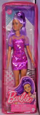 Barbie Fashionistas 2021/22 Fashionista #178 Purple Monochrome Petite, HBV12 NEU
