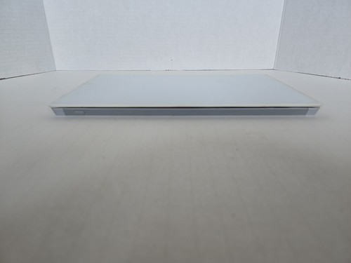 Microsoft Surface Windows RT 8.1 32GB NVIDIA RTEGRA 4 QuadZ3 - Works - Picture 10 of 16