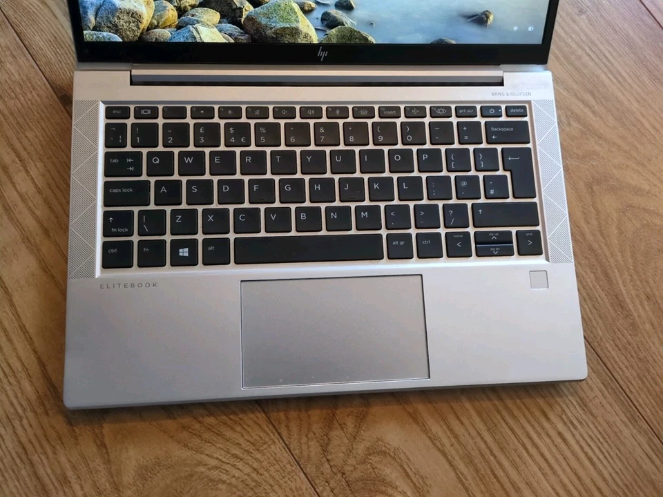 HP Elitebook 835 G8 Ryzen 5 5650U 2.3GHz 8GB 256GB SSD 13.3" Touchscreen 3927 - Image 2 of 4