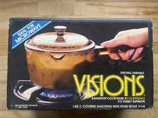 Corning Visions 1QT Covered Saucepan w/ Pour Spout  V-1-N Amber Pyrex NEW in BOX