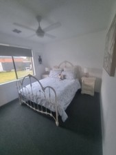  brass, queen Bed frame *safety beach  vic