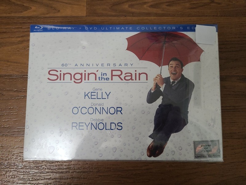 Singin in the Rain 60th Anniversary Collection (Blu-ray/DVD, 2012 Gene Kelly New