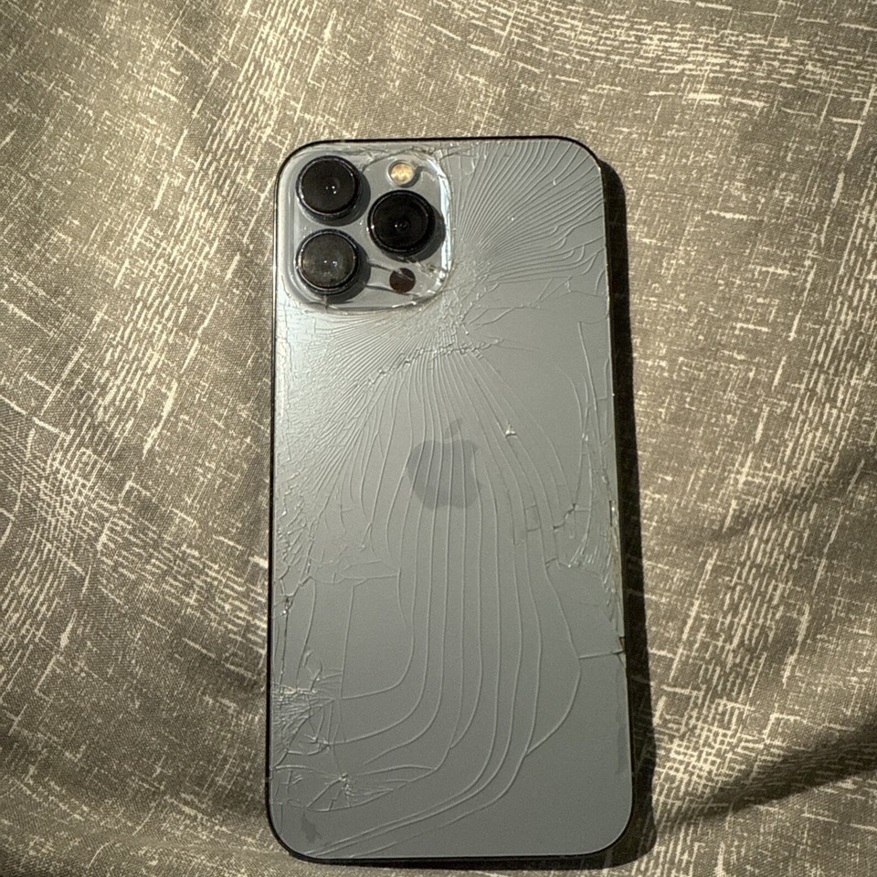 Apple iPhone 13 Pro Max 128GB Sierra Blue (Unlocked) A2643 (GSM