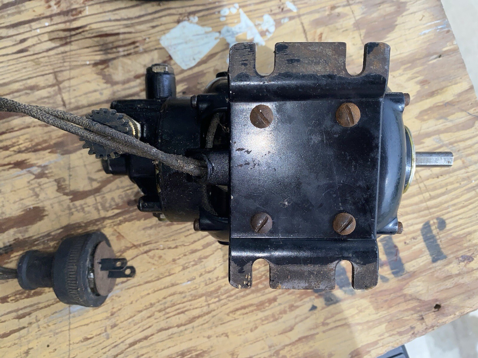 Picture 3 of 4