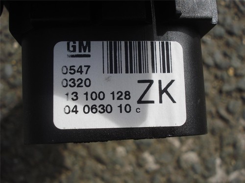 VAUXHALL ASTRA H MK5 HEADLIGHT LAMP FRONT/REAR FOG SWITCH + SURROUND 13100128 ZK - Picture 2 of 2