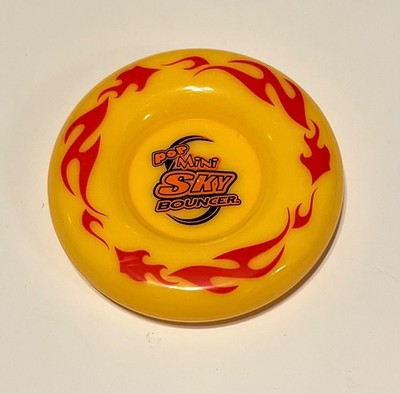 スポーツトイ・アクショントイ SUB POP 30th Anniversary Flying Disc Pop Mini Sky Bouncer Flying Disc Frisbee-Yellow-approx. 3.25” Maui