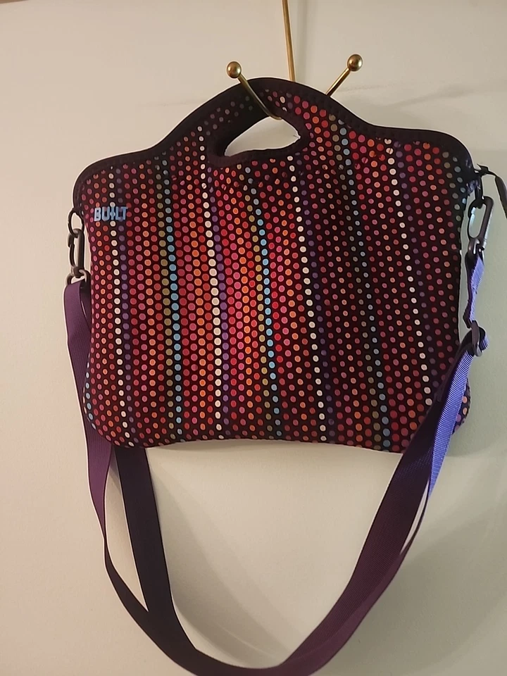 Umisex Built Multicolored Ipad/ Tablet Case EUC - Image 2 of 4