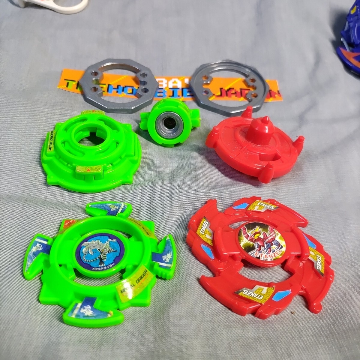 Beyblade G lot A-89 Dragoon Galaxy A-95 Metal Driger A-99 Dranzer