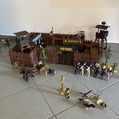 Playmobil Fort Bravo / Sheriff s Office + viel Zubehör !!!