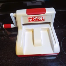 Sizzix Big Kick Die Cutting Embossing Machine Red White  (machine only)