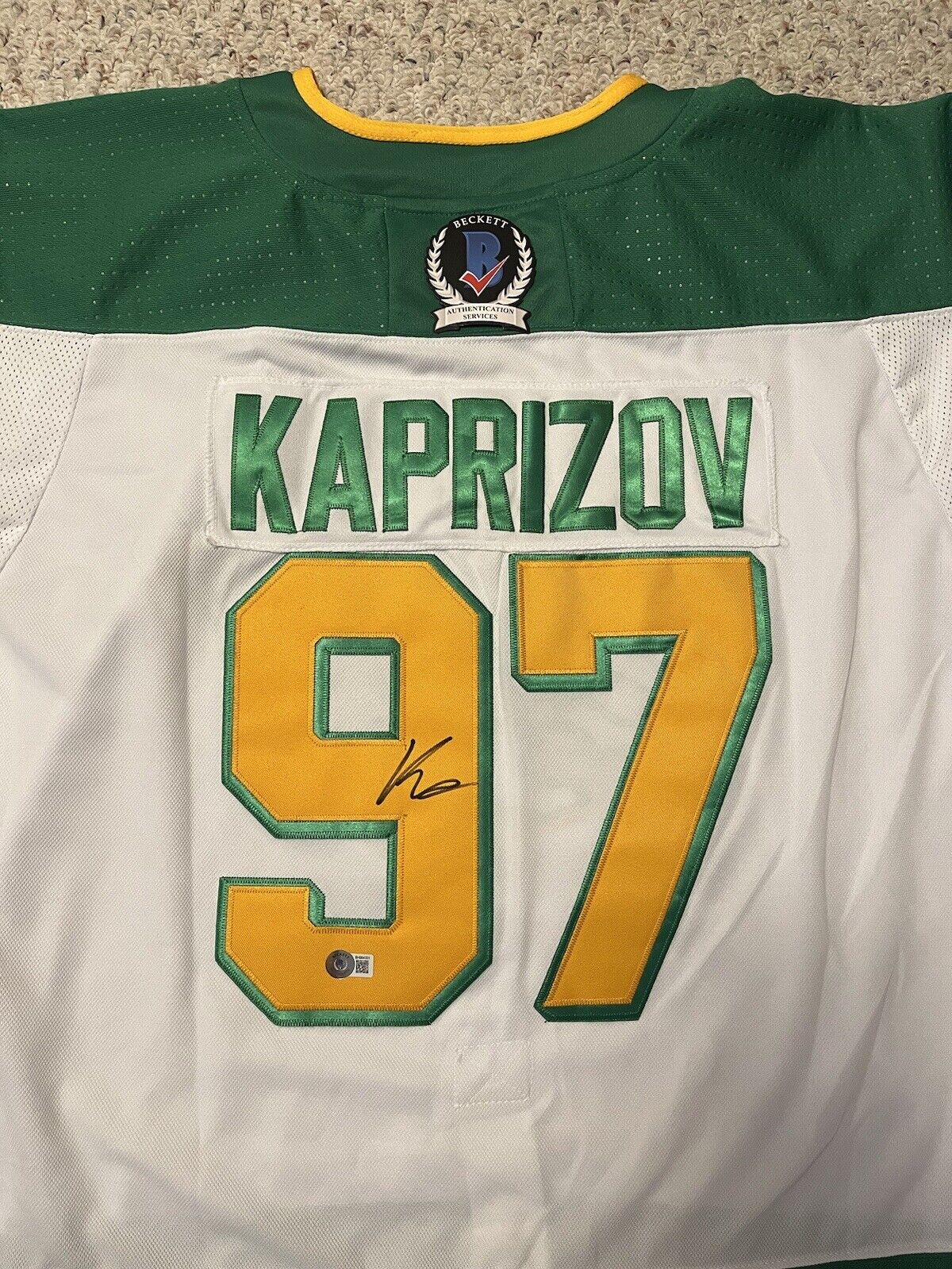 Kirill Kaprizov Signed Jersey (Beckett)