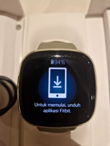 FitBit Sense 41mm White Smart Watch Fitness Tracker Stress Sleep Monitor - Picture 6 of 12
