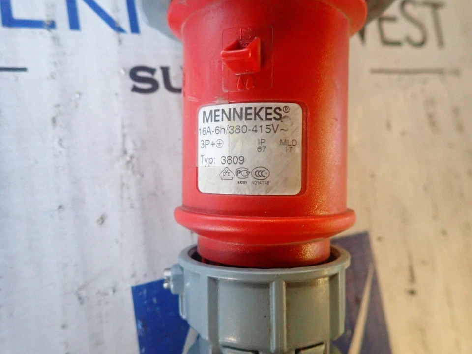 Conector plugue Mennekes 16A 6H 415 volts tipo 3809 3P +G - Imagem 2 de 4