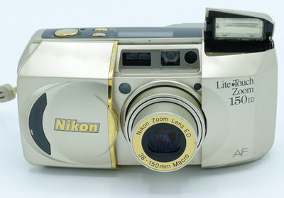 Nikon Lite Touch Zoom 150 ED Analogkamera Kompaktkamera getestet