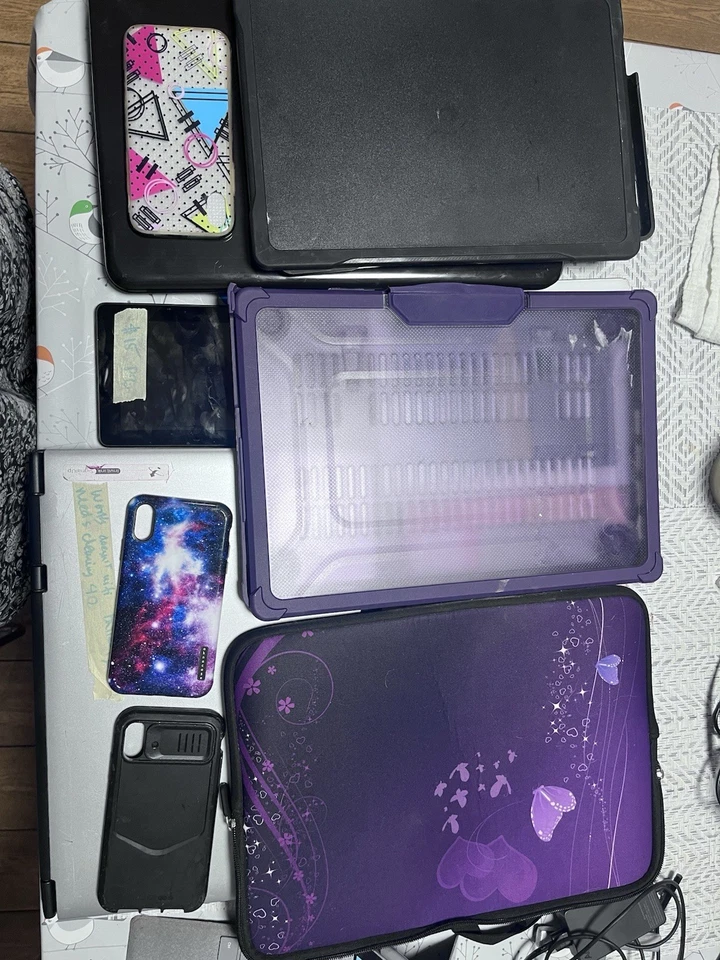 Mega paquete: portátiles, Kindle, tablet Samsung, fundas. Algunos funcionan, otros para piezas Foto 2 de 2