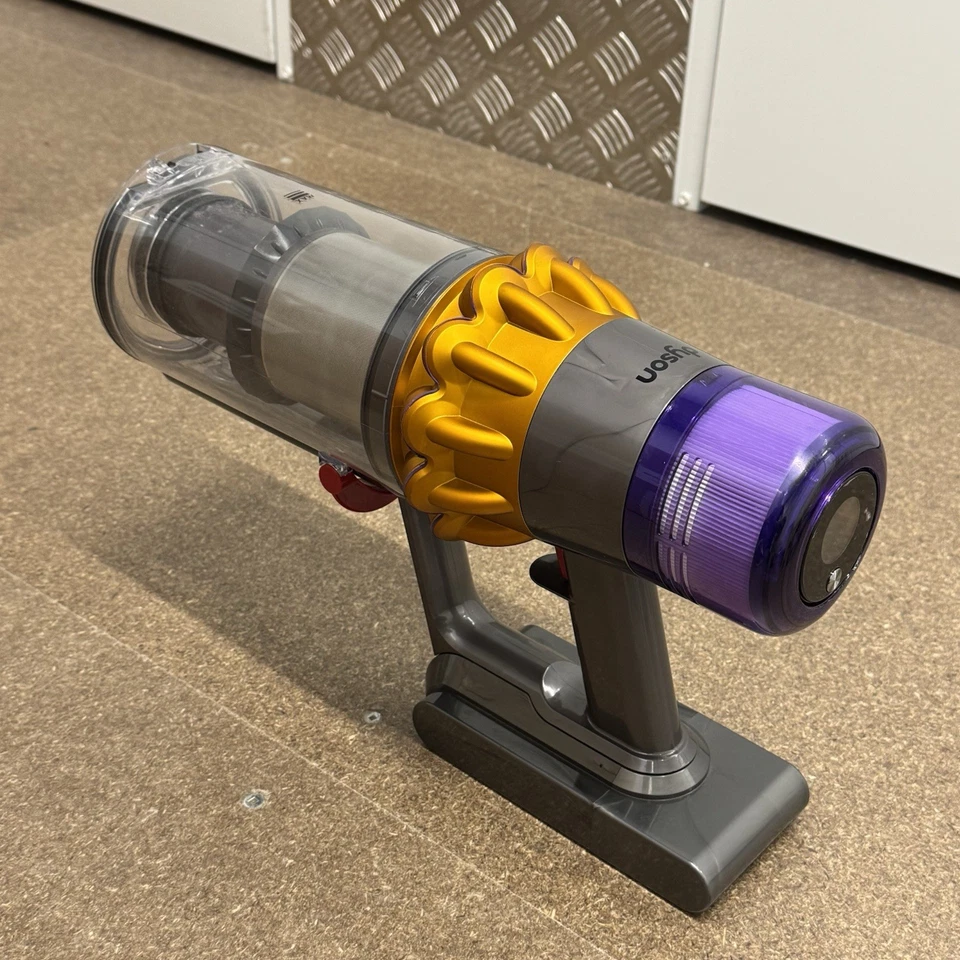 Dyson V15 Detect Absolute Cordless Vacuum Cleaner Animal Gold Handheld SV22 - Image 3 of 4