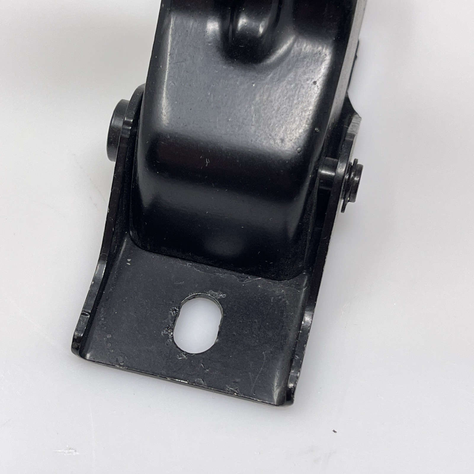 NEW LAMBORGHINI MURCIELAGO LP640 FRONT HOOD SAFETY LATCH BRACKET OEM 410823183