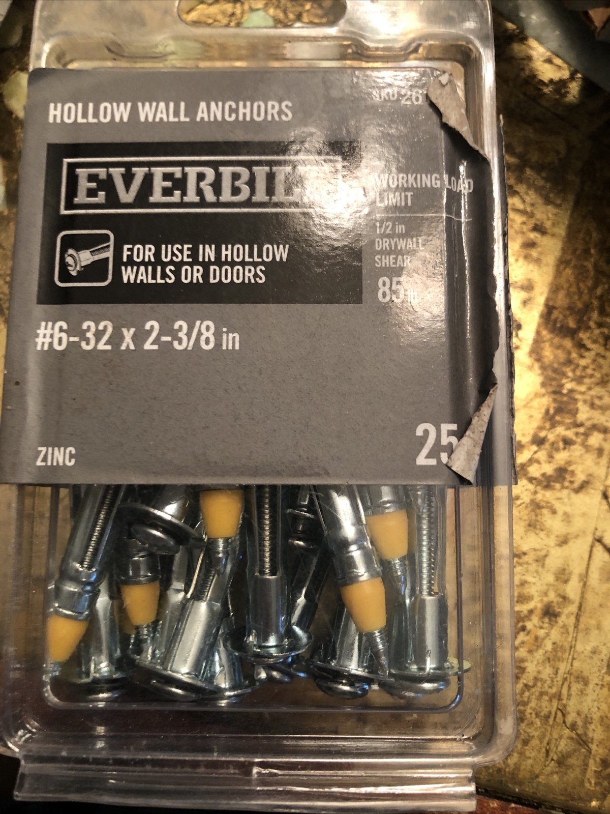 EVERBILT 632 x 11/4 in. ZincPlated Steel Hollow Wall Anchors Pack
