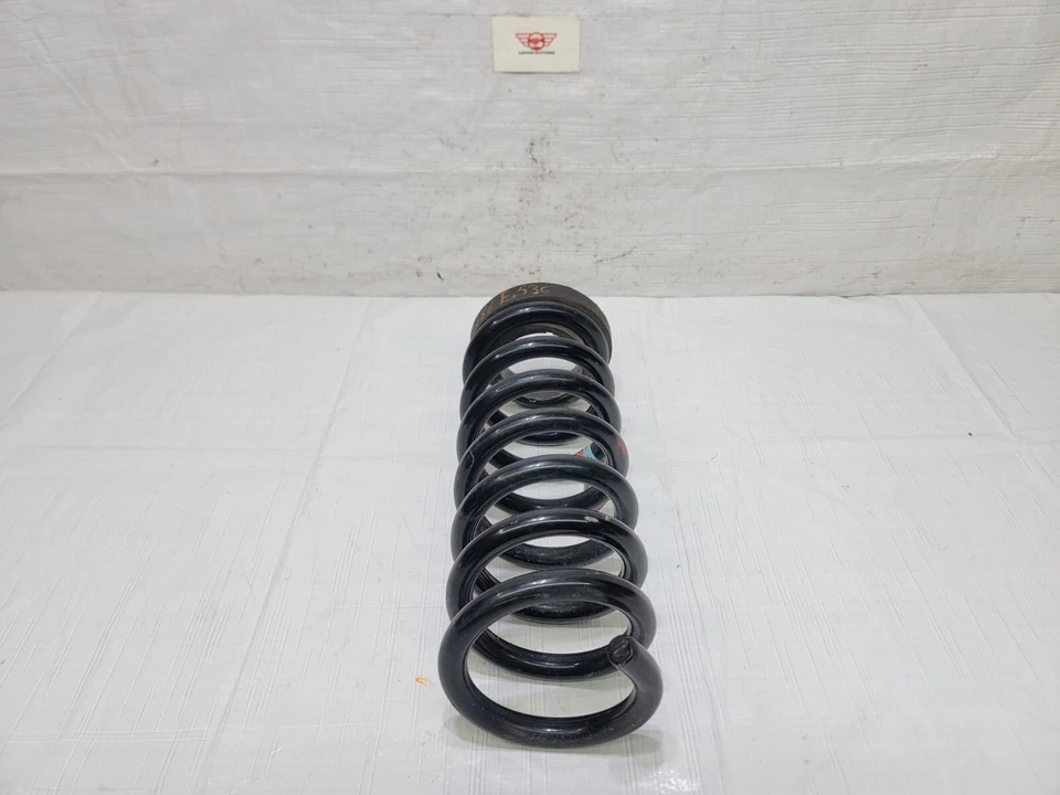 Muelle helicoidal trasero derecho o izquierdo Ford Edge 2019-2023 OEM L2GC5560CNA Foto 2 de 4