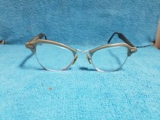 VINTAGE 1950's CAT EYE SHAPED GLASSES ORIGINAL POINTY GLASSES SILVER