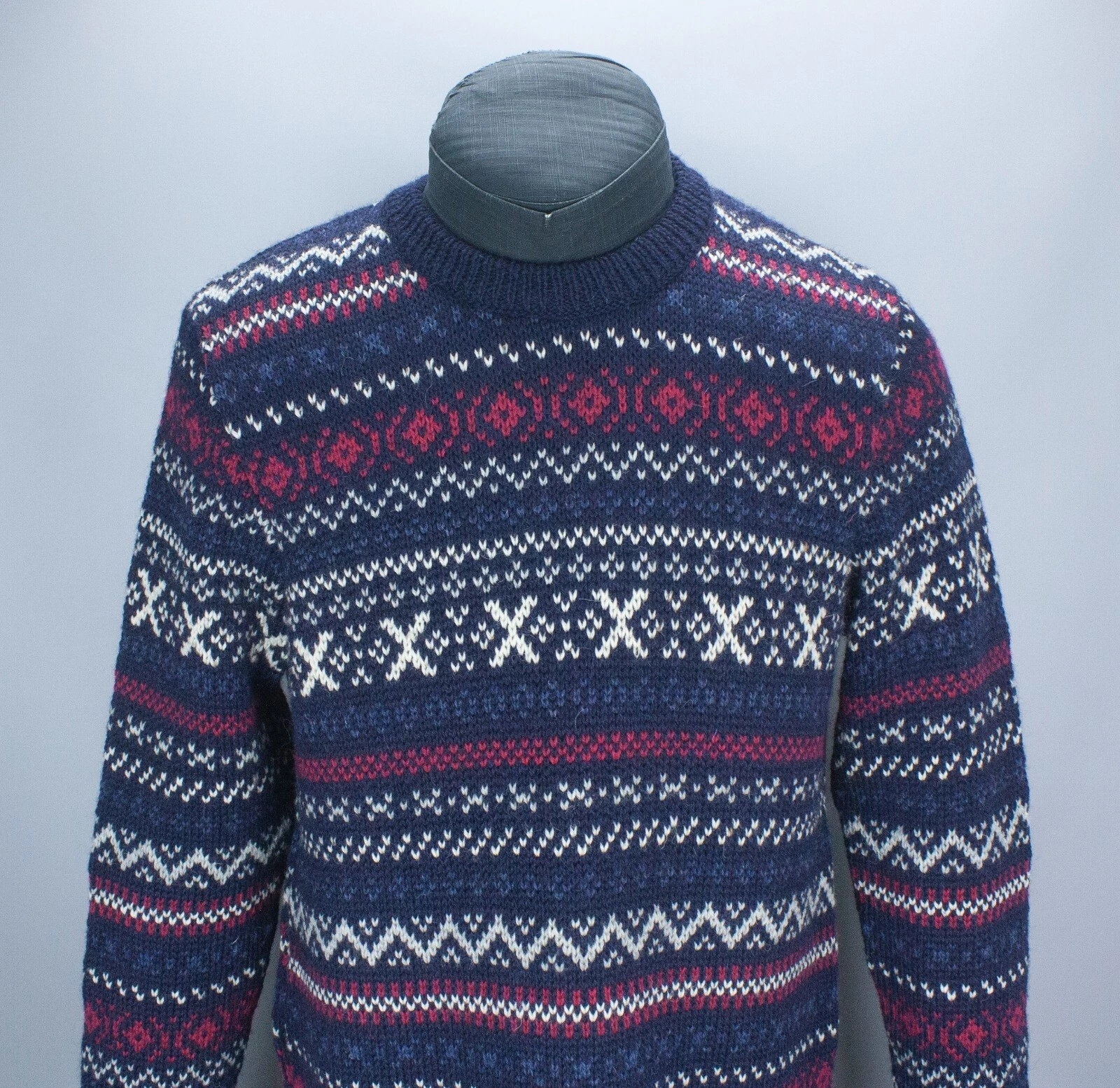 British Wool Mens Size XL Multicolor Fair Isle Jumper Nordic Woolen Sweater 2XL
Opens in a new windo