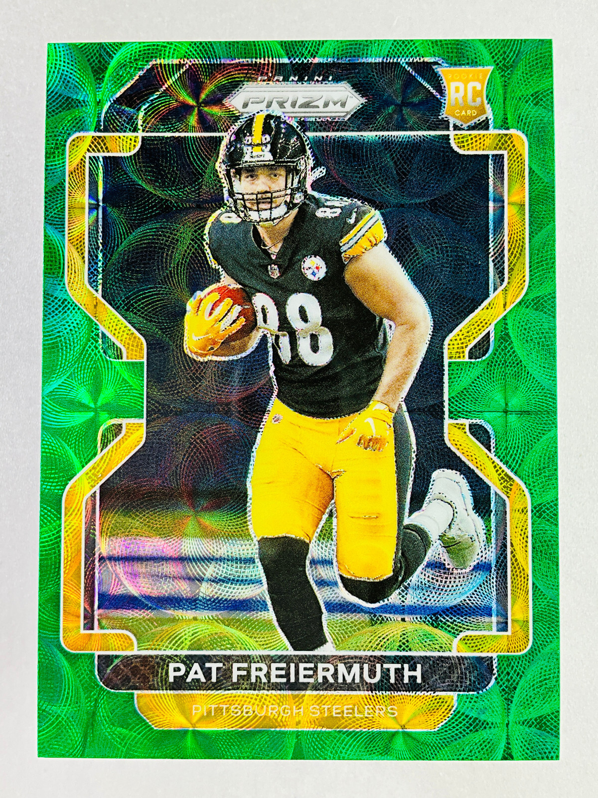 2021 Prizm Football Pat Freiermuth #362 Green Scope /75