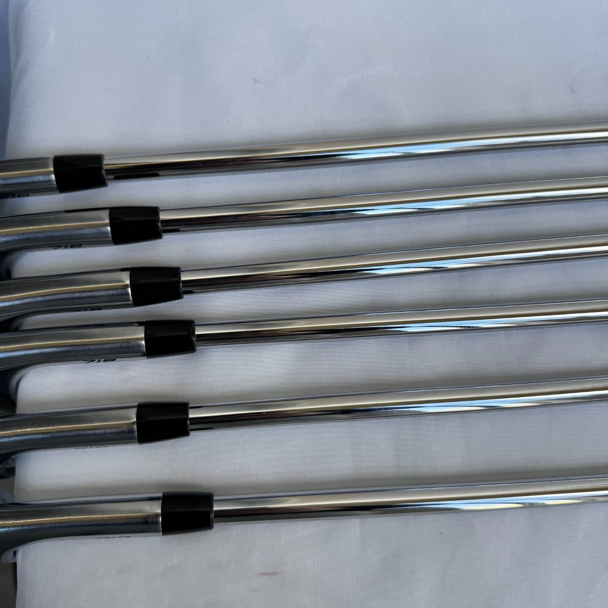 Titleist 718 AP2 Iron Set 6 Clubs 5-Pw AMT TOUR WHITE S200 Titleist 718 AP2 Iron Set 6 Clubs 5-Pw AMT TOUR WHITE S200