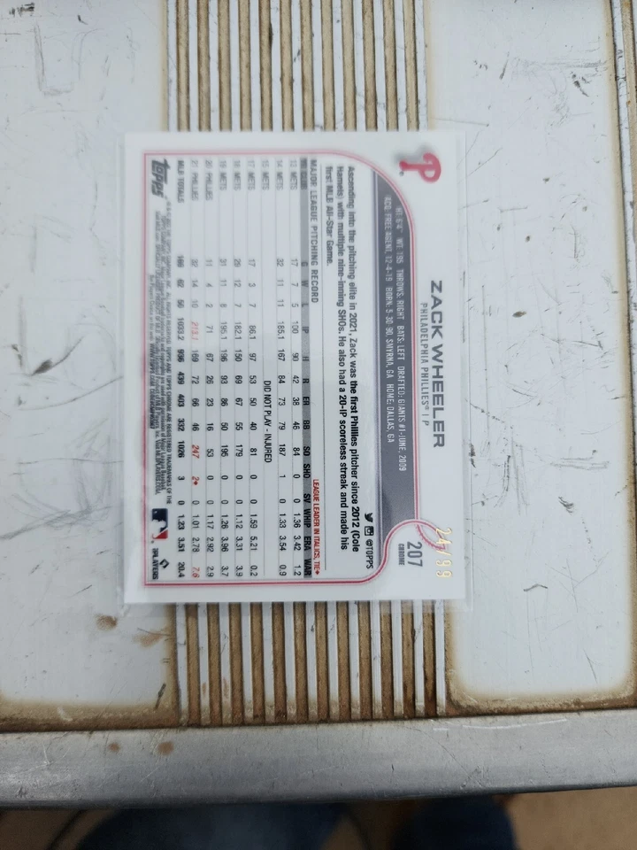 2022 Topps Chrome Green Wave Refractor 24/99 (Zack Wheeler #207) Phillies  - Image 2 of 3