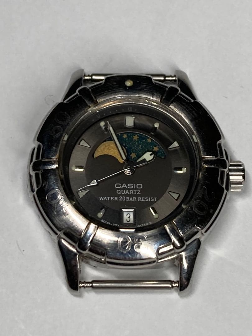 [En estado de funcionamiento] Reloj CASIO LD-717 fase lunar con batería nueva