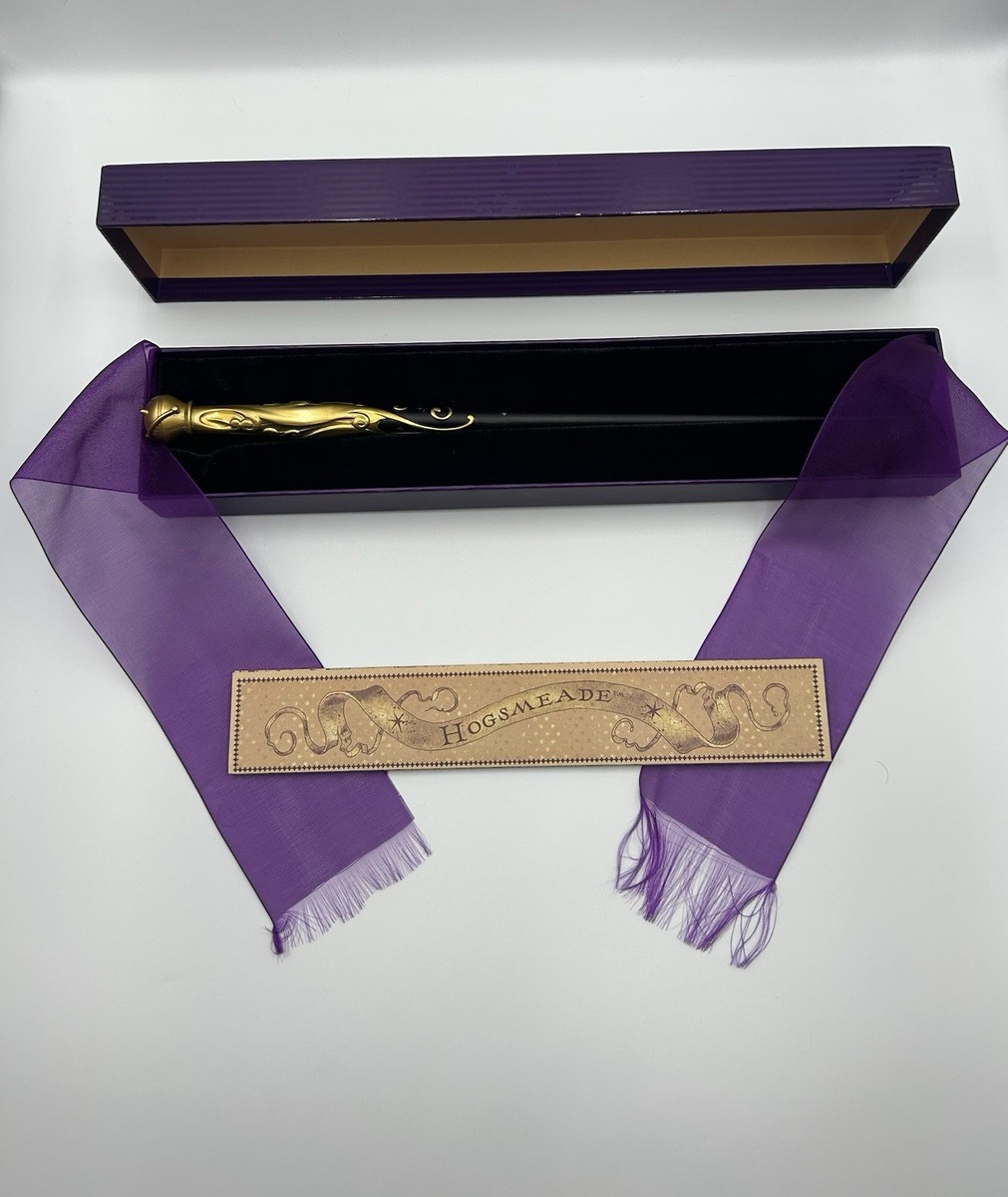 Universal Studios Harry Potter Collectors Edition Wand The